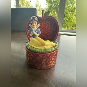 Charmed aroma empty Snow White holder